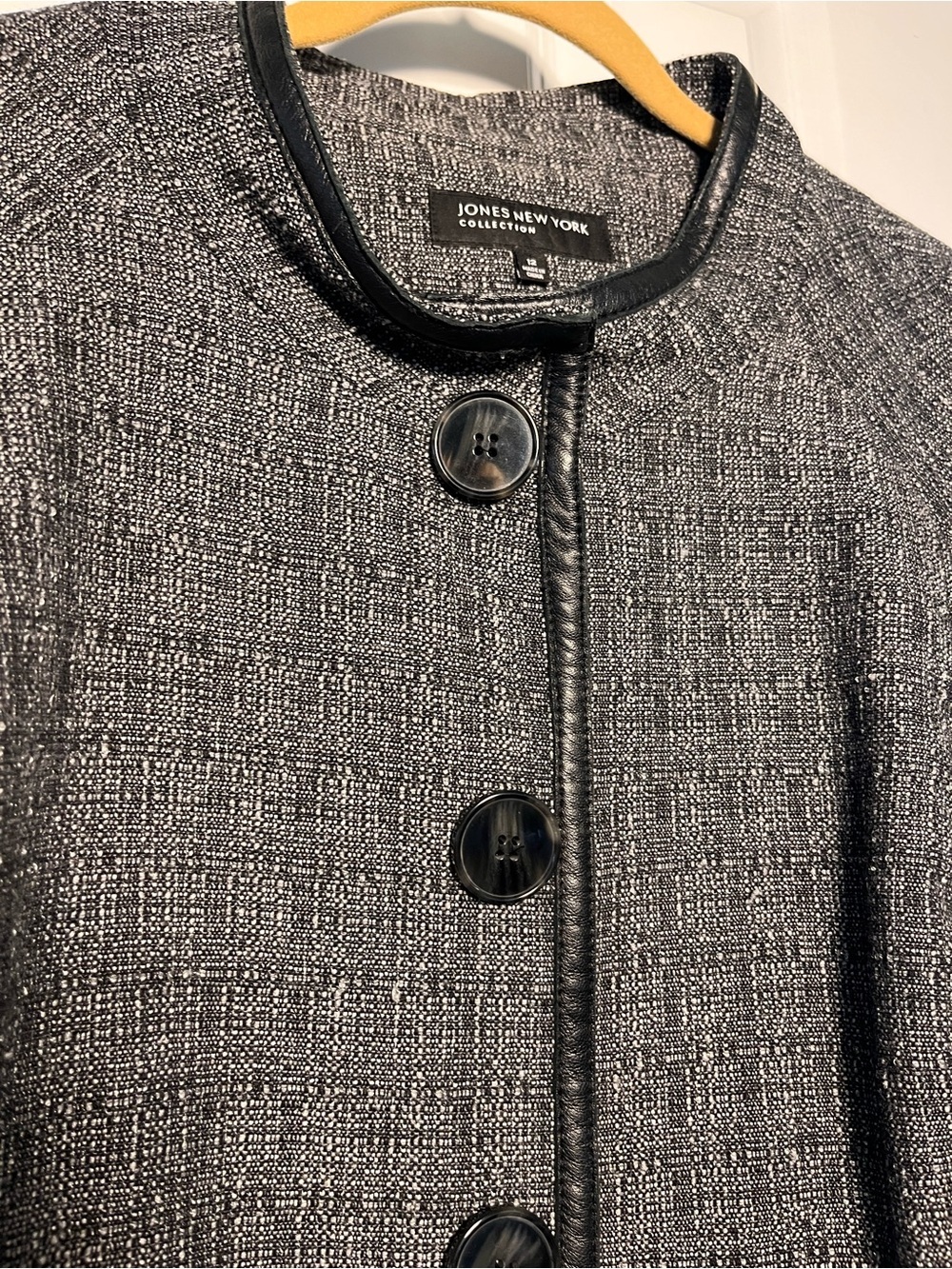 Jones New York Gray Tweed Blazer Jacket Size 12 Wool Blend Dark Academia - Picture 2 of 6